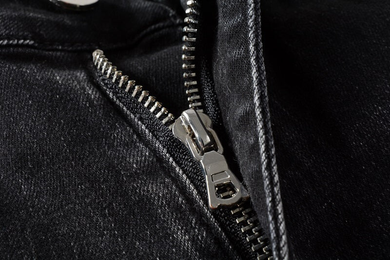 AMIRI Jeans #698